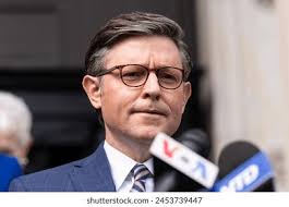 30+ Thousand Speak Mike Royalty-Free Images, Stock Photos & Pictures