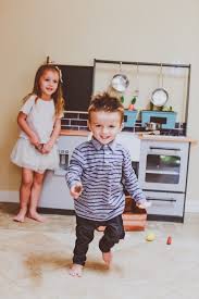 Without further ado, let's explore the features and benefits of this play kitchen in our kidkraft farm to table kitchen set review. Kidkraft Farm To Table Play Kitchen Play Kitchen Vintage Kitchen Decor Kitchen Reviews