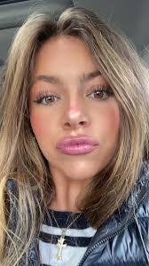 Olivia Riley's Instagram, Twitter & Facebook