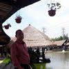 Air yang meresap ke dalam tanah akan gaya penahan umumnya dipengaruhi oleh kekuatan batuan dan kepadatan tanah. Gerakan Petani Mengarahkan Ayunan Cangkulnya Ke Tanah Merupakan Contoh Gaya A Tarikan Brainly Co Id