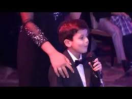 мама мама мое сердце я твои целую руки мальчик поет Mama Mama Moe Serdce Ya Tvoi Celuyu Ruki Youtube