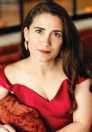 Sandy Earl's Instagram, Twitter & Facebook