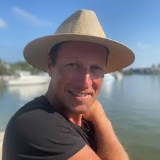 Mark Latimer's Instagram, Twitter & Facebook