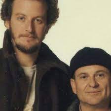 Marv From Home Alone Is Sharing Behind The Scenes Facts On Facebook Home Alone Behind The Scenes Actors