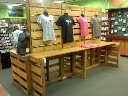 Pin By Market Stall Makeover On Pallets Pallet Display Store Decor Clothing Displays