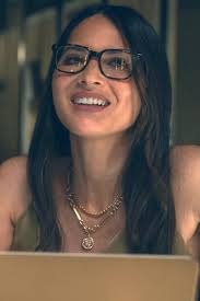 Your Friends & Neighbors': Where to Get Olivia Munn's Outfits as Samantha  Levitt — Femestella