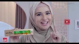 Teuku Wisnu Shireen Sungkar Iklan Sasha Pasta Gigi Bersiwak Youtube