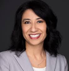 Stacy Cook's Instagram, Twitter & Facebook