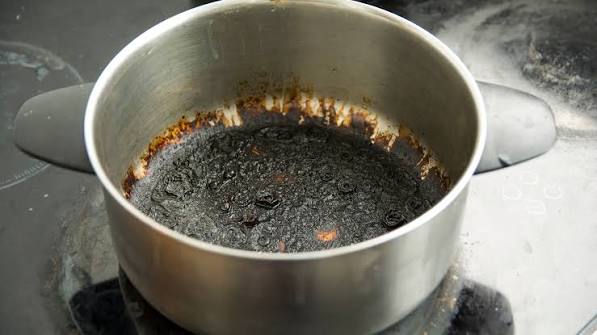 How to Clean Burnt Pans: A Complete Guide – Click Cleaning