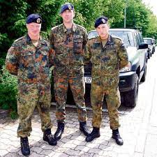 The united states marine corps (also known as usmc or marines) is one of the 5 branches of the u.s. Eckernforde Der Erste Deutsche Bei Den Us Marines Shz De