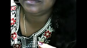 tamil aunty asking 1000rs for 10mins whats app call - XNXX.COM
