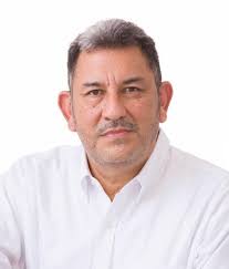 SE REINCORPORA AL CARGO EL DIPUTADO AMADO CRUZ MALPICA