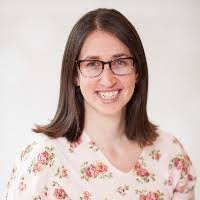 Elizabeth Apfelbaum's Instagram, Twitter & Facebook