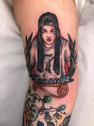 Jessie j has a tattoo of an open circle on her left wrist which is a matching tattoo with her mother and father. Barao V Tattoos Conhecem A Jessie J Obrigado Sara Facebook