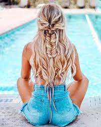 Sommergeflechte Liegen Voll Im Trend Fischschwanz Inspo Sommergeflechte Liegen Voll Im Trend Long Hair Styles Boho Hairstyles For Long Hair Hair Styles