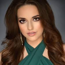 Mackenzie Starnes's Instagram, Twitter & Facebook