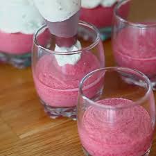 Verrines A La Betterave Et Mousse De Roquette Recette Ptitchef Video Recette Video Verrine Apero Facile Verrines Betterave Recette Verrine Apero
