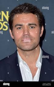 Kirk Hayes's Instagram, Twitter & Facebook