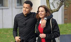 Jun 29, 2021 · roberts has made three substitute appearances for city. Ravel Morrison Cleared Of Threatening To Throw Acid In Ex Girlfriend S Face And Have Her Killed Daily Mail Online