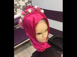 Turban Tasarim Model Yarim Capraz Hairdesign Makeup By Belgin Uruk Youtube Turbanlar Duvak Sal