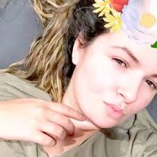 Desiree Morrow (dezzi714)