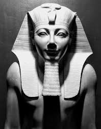 Thutmose III sculpture