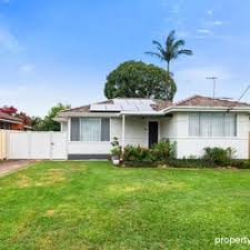 18 Gregory Avenue, Oxley Park, NSW 2760