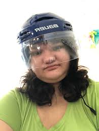 Na ongeveer 4,5 uur had ik mijn vizier op! Yay! : r/hockeyplayers