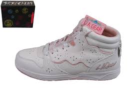 Had A Few Pairs Of These With The Little Plastic License Plate Thingy And Of Course The Fancy Laces La Gear Sneakers Shoe Laces Shiny Shoes