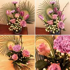 Maybe you would like to learn more about one of these? Fioridamaria 4 Looks Same Flowers Floraguppy Nooasis Freshflowers Roses Carnations Hypericumberries Mi Flowers Hypericum Berries Floral Arrangements