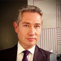 Alfredo Vaca's Instagram, Twitter & Facebook