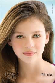 Nicola Peltz Cast As Transformers 4 Female Lead Transformer World 2005 Tfw2005 Com Brown Hair Green Eyes Light Hair Color Green Hair