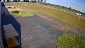 ¿qué pasó con el vuelo de malaysian airlines mh370? Difunden Un Video Del Avion Que Trasladaba A Los Futbolistas Brasilenos Momentos Antes Del Accidente Infobae