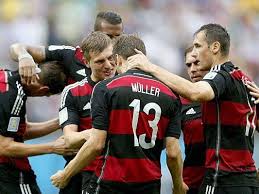 Wie das team in südamerika auftritt, was die. Ergebnisse Des 15 Spieltages Bei Der Fussball Wm 2014 Fussball Wm Vienna Vienna At