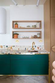 Une Touche De Couleur Dans La Cuisine Interior Design Kitchen Kitchen Trends Kitchen Design