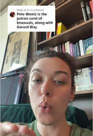 Blackbeltbabe Pete Wentz