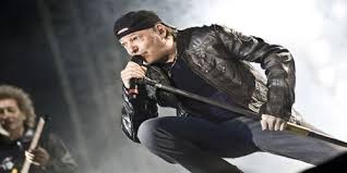 Vasco rossi, sito non ufficiale completo,con biografia, foto, testi, dvd, video, tutto su vasco rossi! Who Is Vasco Rossi Dating Vasco Rossi Girlfriend Wife