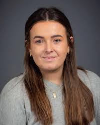 Katrina Bray's Instagram, Twitter & Facebook