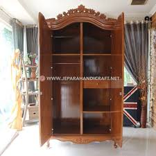 Namun model lemari ini masih cukup jarang. Jual Lemari Pakaian Kayu Jati Ukir 2 Pintu Maharani Jepara