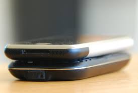 File:iPhone compared to HTC S620.jpg ...