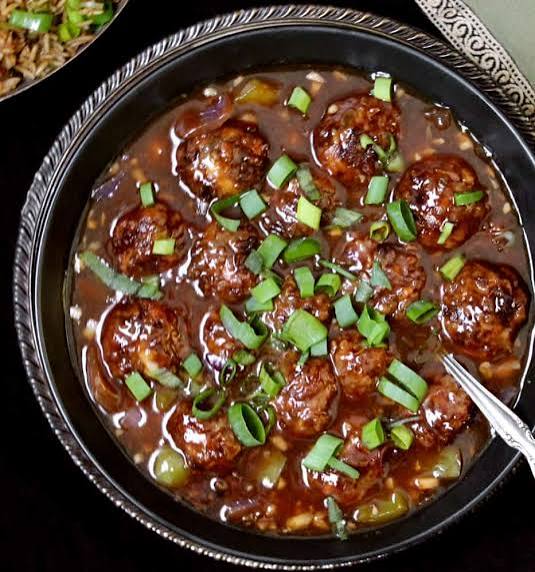Vegetables Manchurian Gravy