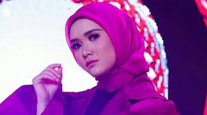 Fikoh Lida Sindir Penyinyir Dan Sebut Fomal Suami