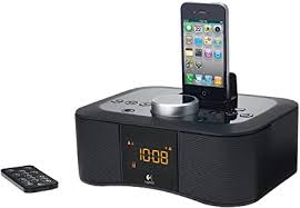 Ipod player this device is work with ipod/iphone product so you can enjoy your iphone/ipod music through the ipod connector, while you plug your ipod into the connector you can turn the holder adjuster to fit your ipod tight. Logitech Clock Radio Dock S400i Lautsprecher Fur Apple Iphone Ipod Schwarz Amazon De Heimkino Tv Video