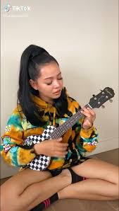 Pinterest Babssterkens Video In 2020 Tiktok Watch Singing Bella