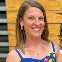 Kelly Stanfield's Instagram, Twitter & Facebook