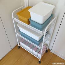 ikeaのhornavanバスルームワゴンにダイソーのスクエア収納ケースを置いている画像 収納 アイデア 収納 キッチン デスク