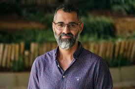 Walia to przede wszystkim piękne krajobrazy, więcej przyrody niż w sąsiedniej anglii oraz malownicze wybrzeże. Kunal Walia Dalberg