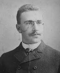 Everett Herbert's Instagram, Twitter & Facebook