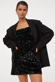 Acquista abito aderente con paillettes da donna di colore nero di boohoo. Abito Corto Con Paillettes Nero Donna H M Ch
