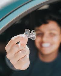 Erick Arreola's Instagram, Twitter & Facebook